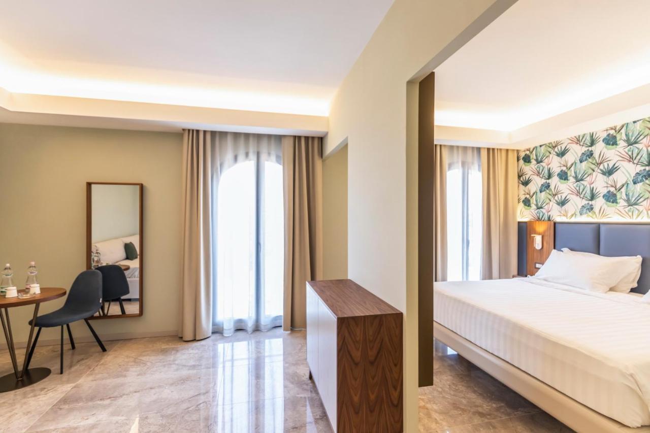 Solmaris Tropea Rooms & Suites Exterior foto